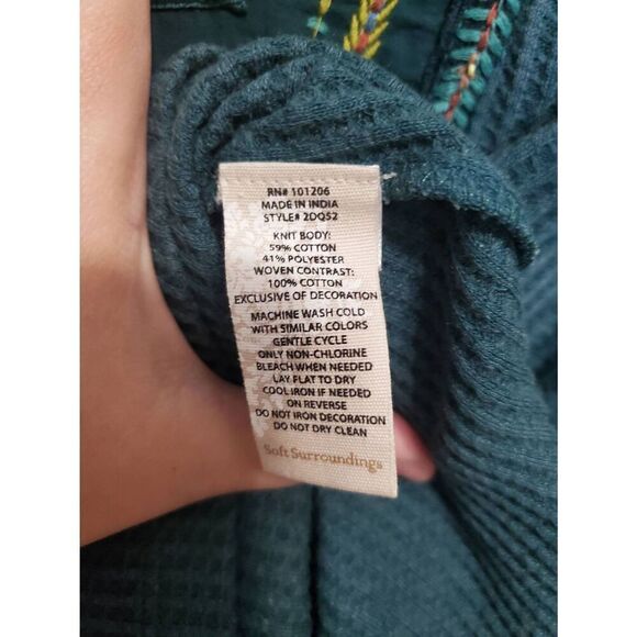 Soft Surroundings Gabriel Waffle Knit Embroidered Beaded Flared Sleeve Boho Top - Picture 8 of 8